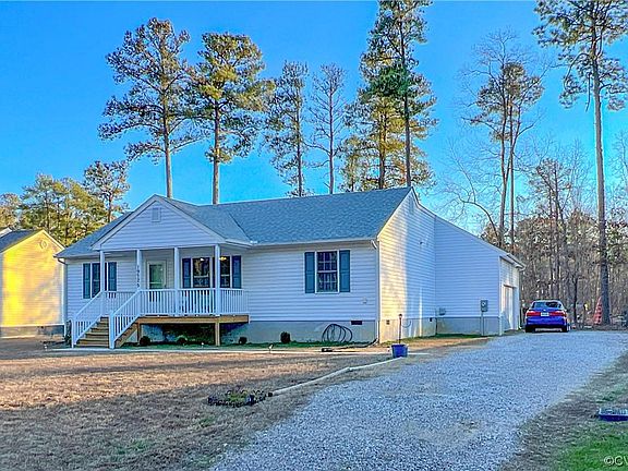 2nd image of 19725 Derrick Ln