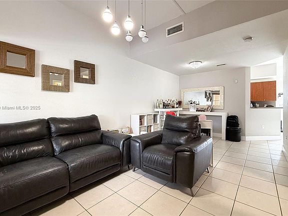 5th image of 22130 SW 89th Ct