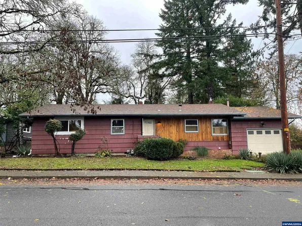 380 NW Douglas St, Dallas, OR 97338