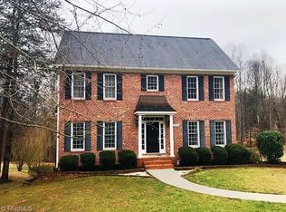 7517 Kristen Dr, Oak Ridge, NC 27310