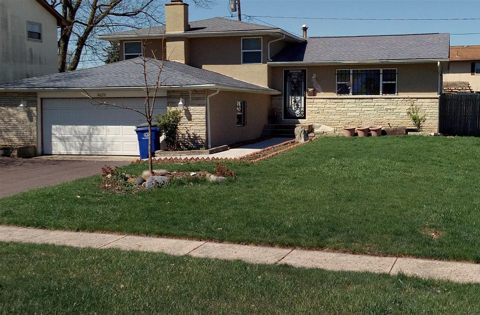 5679 Sandalwood Blvd photo 1
