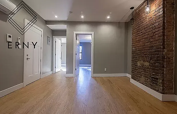 Rented by ERNY LLC | media 11