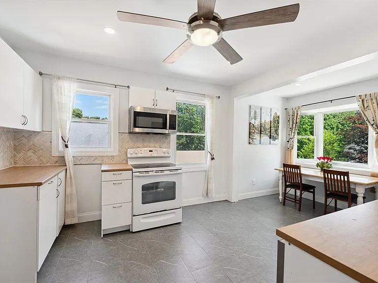 90 Irving St #2 — Photo 9