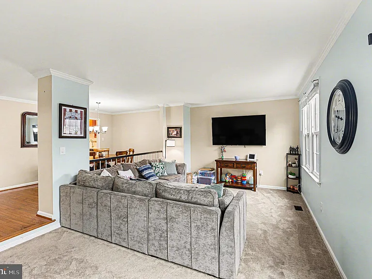 7468 Brighouse Ct — Photo 4