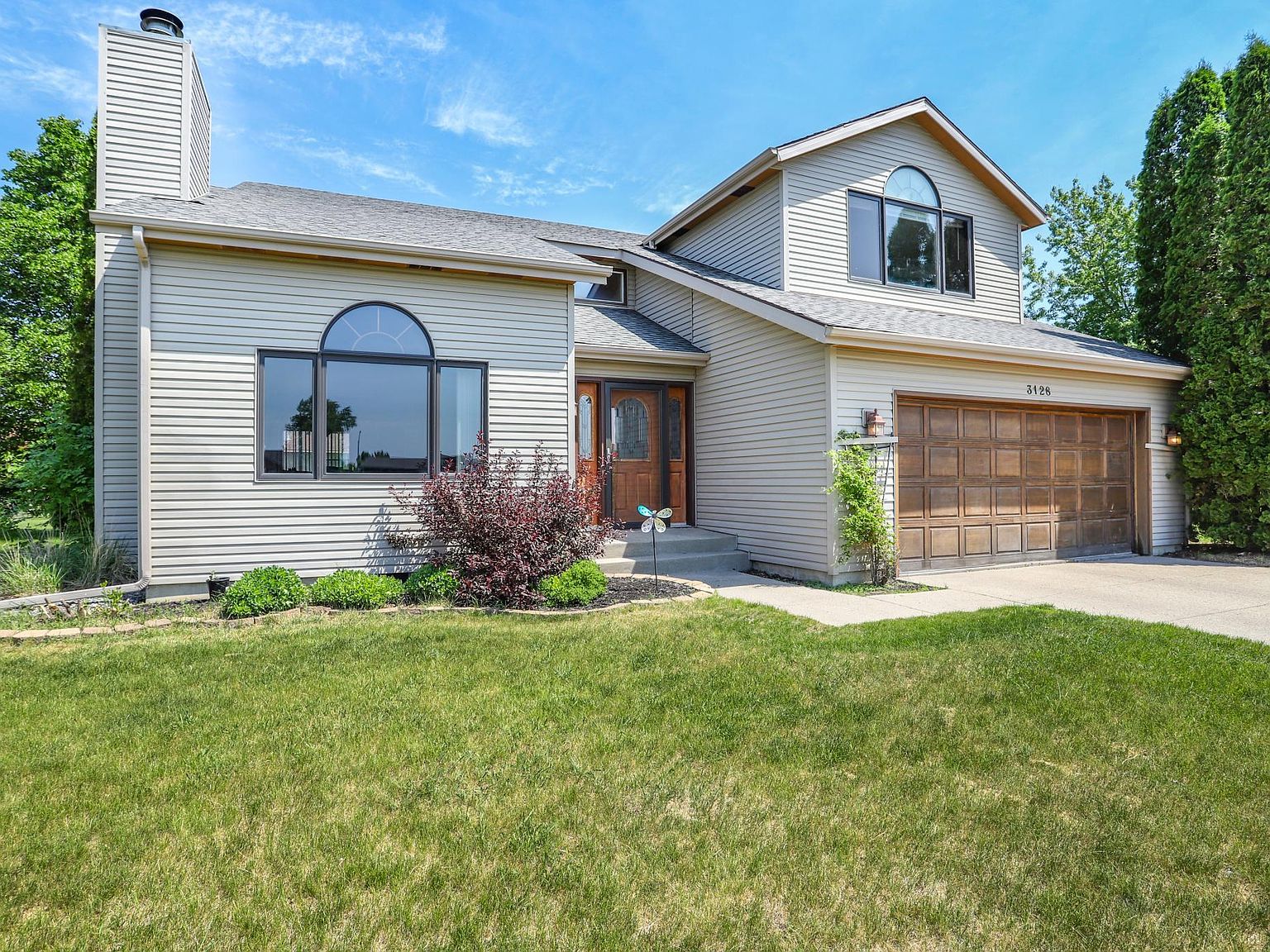 3128 Village Green Dr, Moorhead, MN 56560 MLS 6400935 Zillow