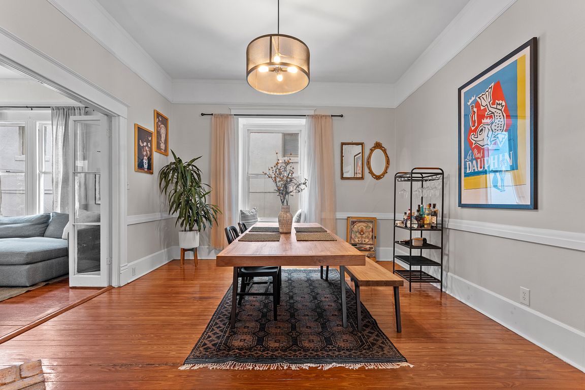 next background image