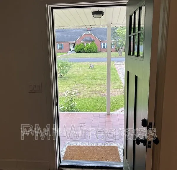 106 Highland Dr — Photo 21