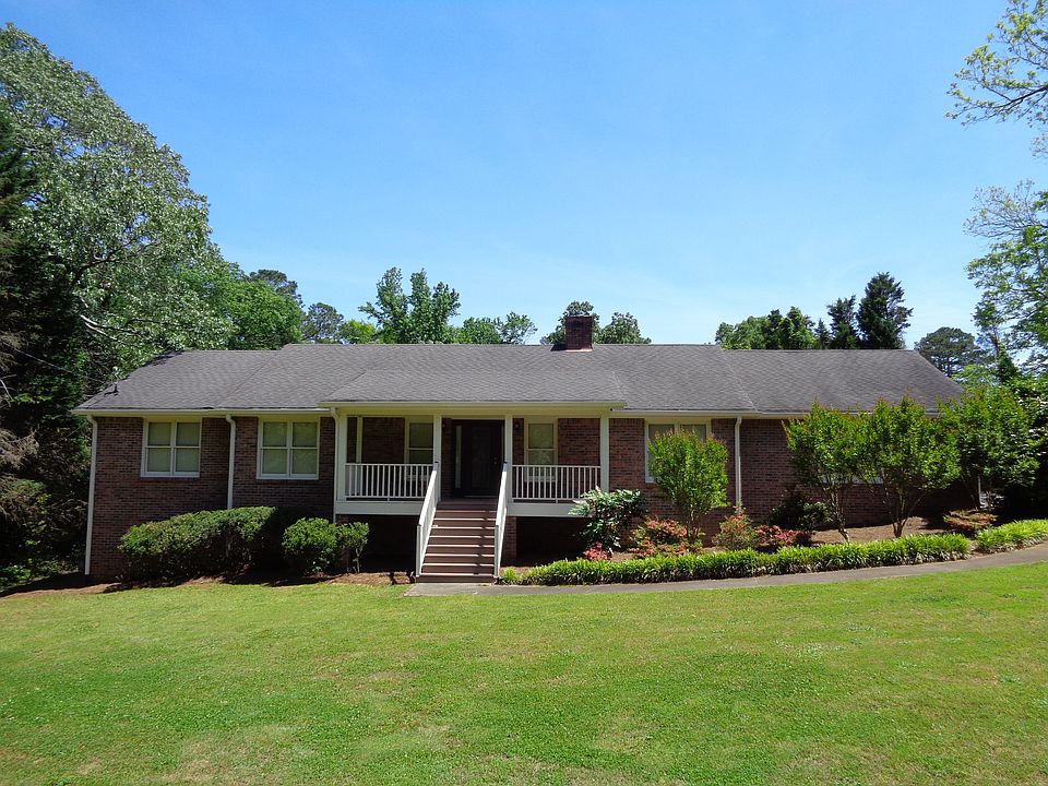 1st image of 2590 Stone Dr