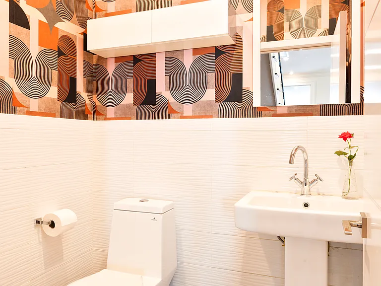 504 Halsey St #2 — Photo 16