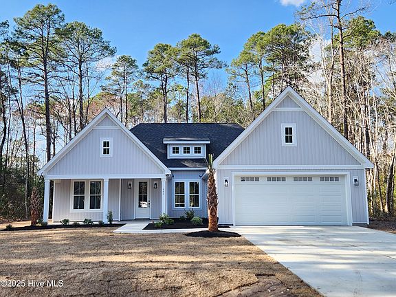 2nd image of 486 Oakwood Drive NW
