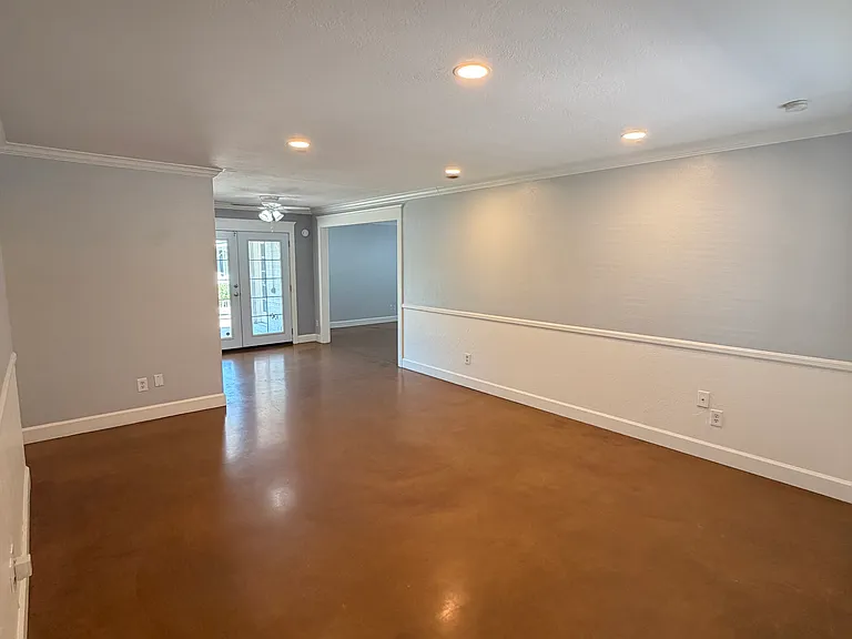 3419 E Turney Ave — Photo 8