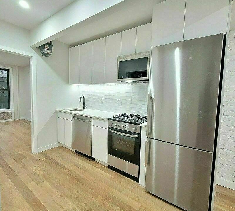 1st image of 192 Rockaway Ave APT 1