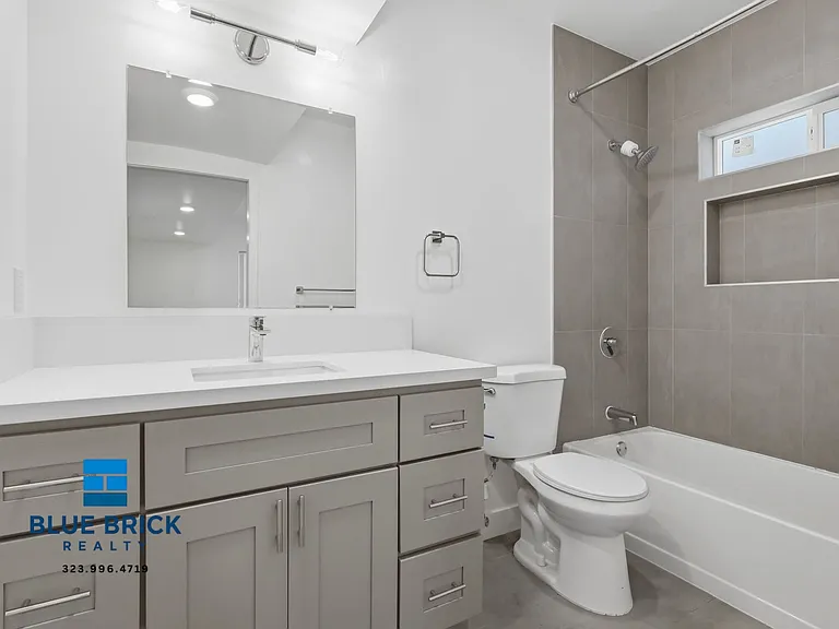 5312 Corteen Pl #26 — Photo 9