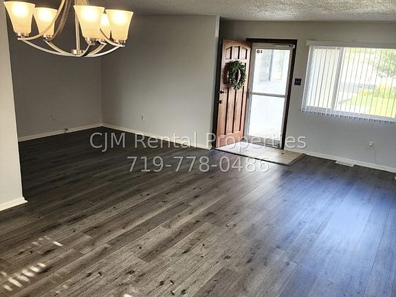 2nd image of 2327 Cheyenne Ave