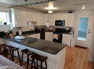 8 Fern St #8, Cambridge, MA 02138