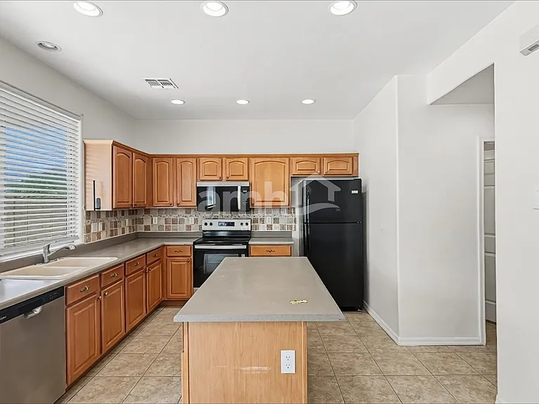 14493 W Weldon Ave — Photo 3