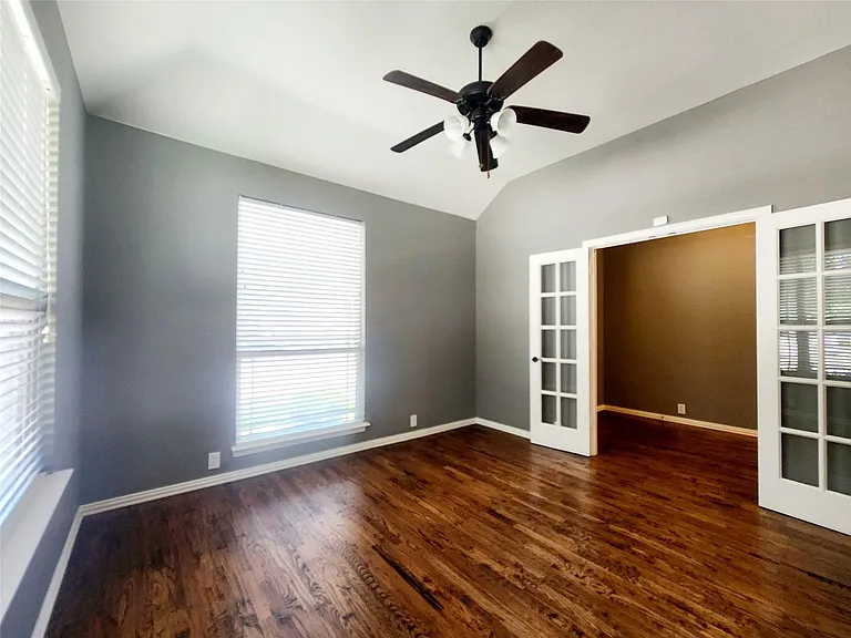 2200 Shannon Dr — Photo 7