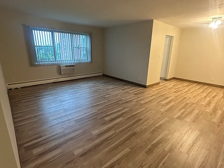 70 Grove Hill St #3A — Photo 8