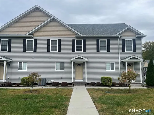 380 King St APT 5, Bristol, CT 06010
