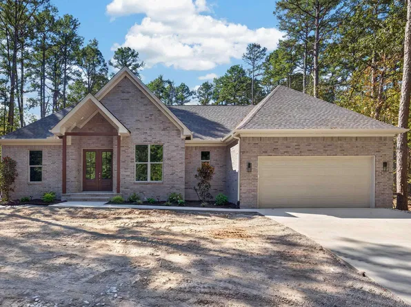 17 Casino Circle Hot, Springs Village, AR 71909