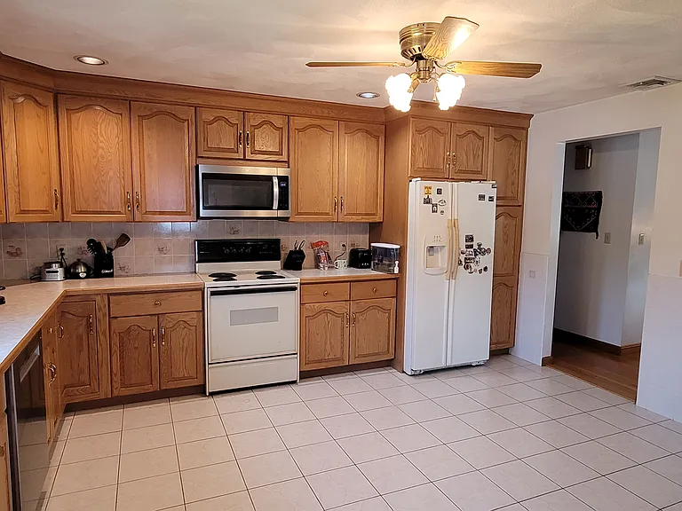 15 Landers Rd — Photo 16