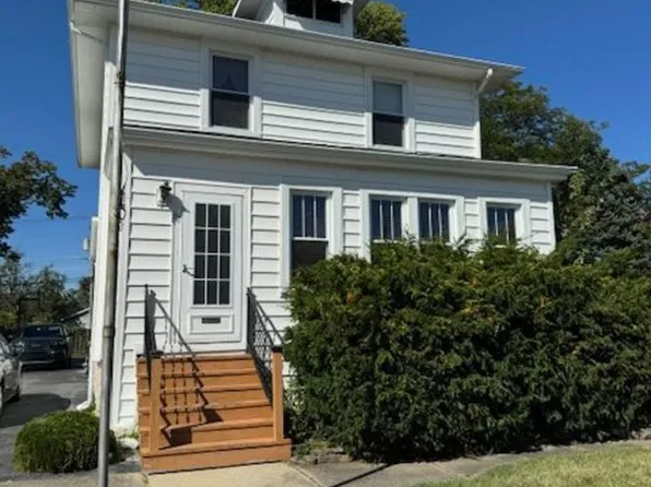 111 W 27th St, South Chicago Heights, IL 60411