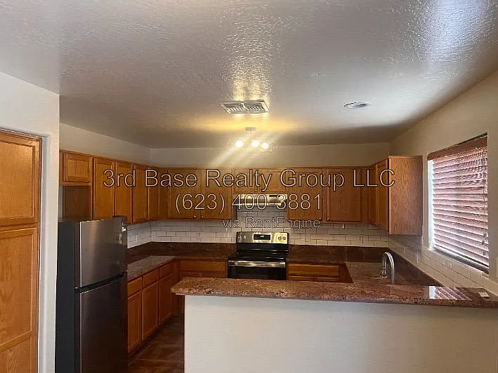 22593 W Solano Dr — Photo 14