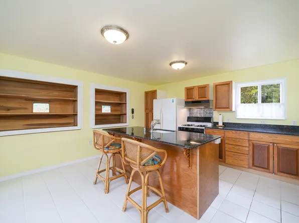 11-3138 Pa Alii St, Volcano, HI 96785