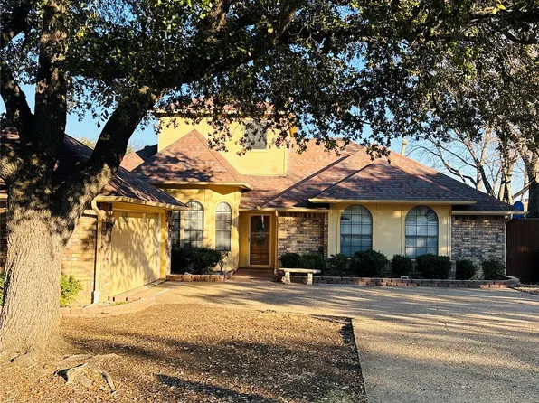 1226 Stonewall St, Garland, TX 75043