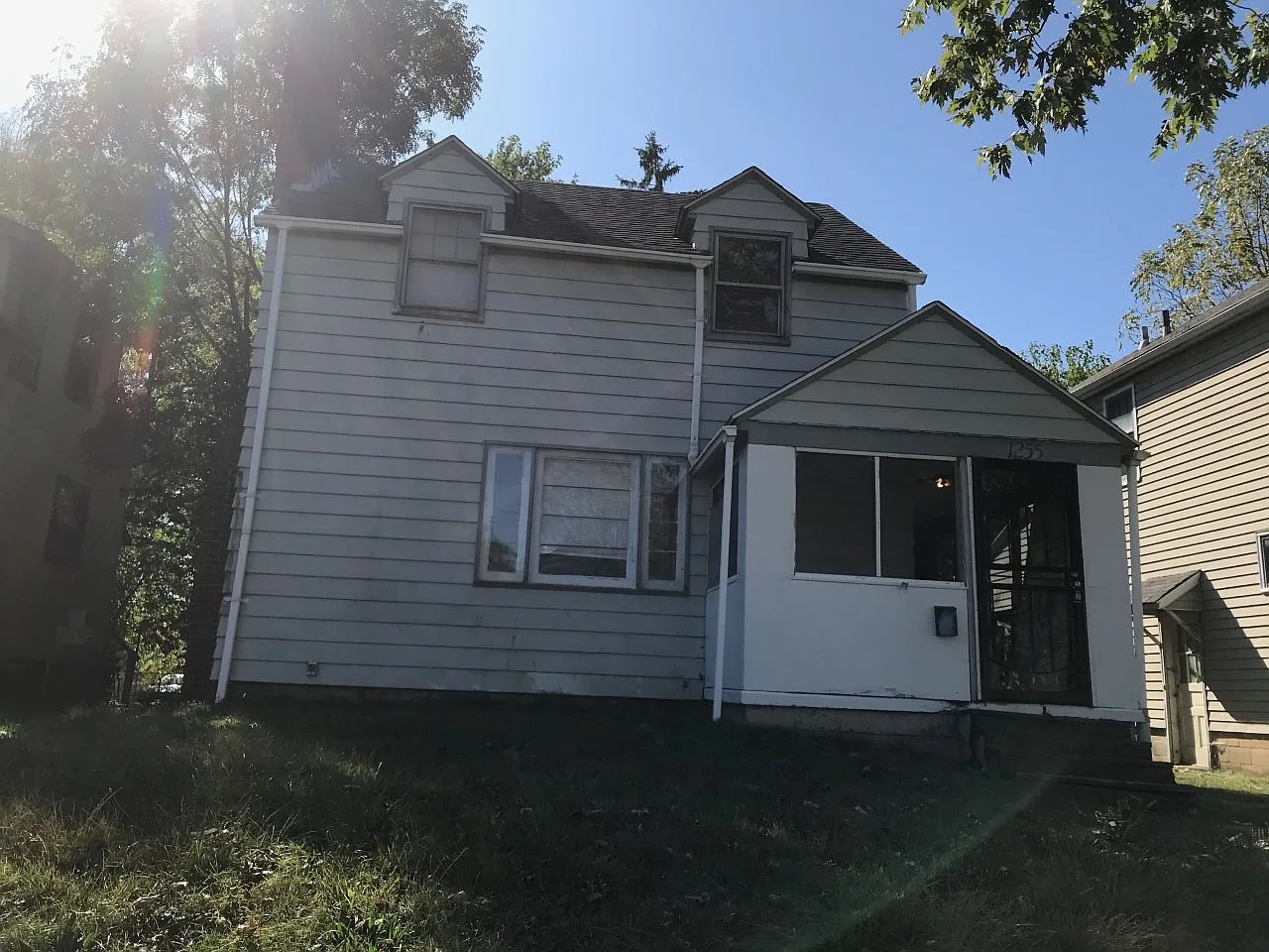 2 bed, 968 sqft, $1,350 — Photo 1