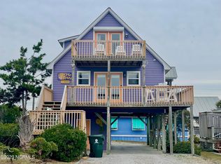 313 S Shore Dr, Surf City, NC 28445