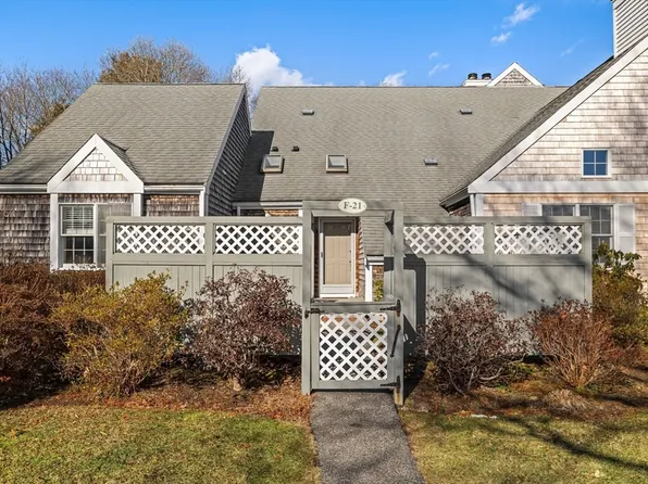21 Chilmark Dr Unit 21, East Falmouth, MA 02536