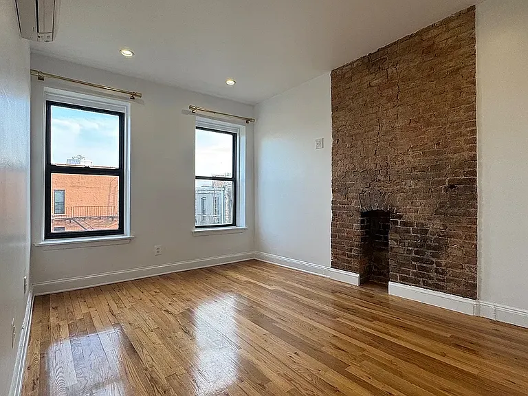 228 Monroe St #4 — Photo 20