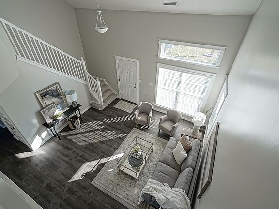 5th image of 950 Retford Dr