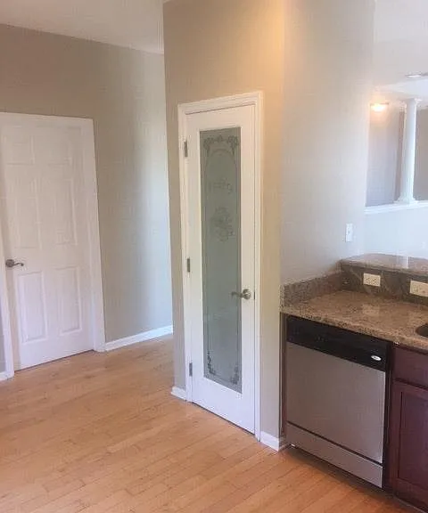 2928 Woodland Park Dr — Photo 5