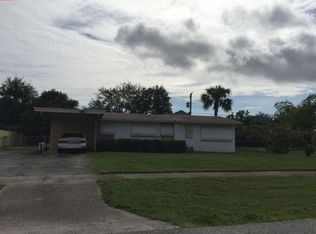 737 Alamanda Dr, North Palm Beach, FL 33408
