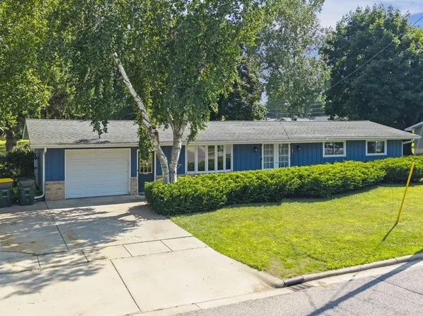 705 Ray Street, Prairie Du Sac, WI 53578