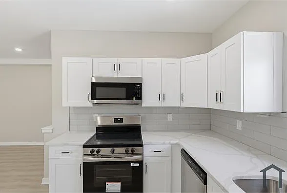 4129 Ogden St #2 — Photo 8
