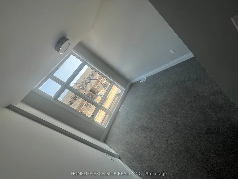 974 Crowsnest Holw — Photo 17