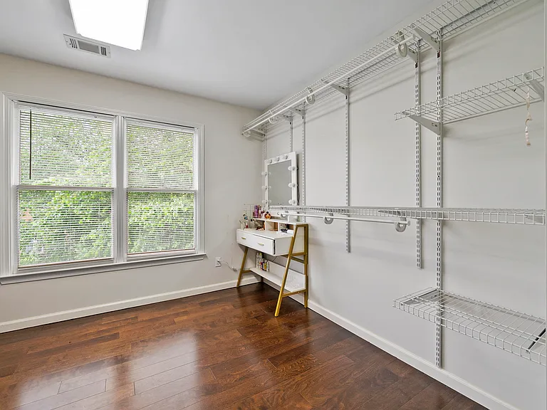 403 Dogwood Way — Photo 30