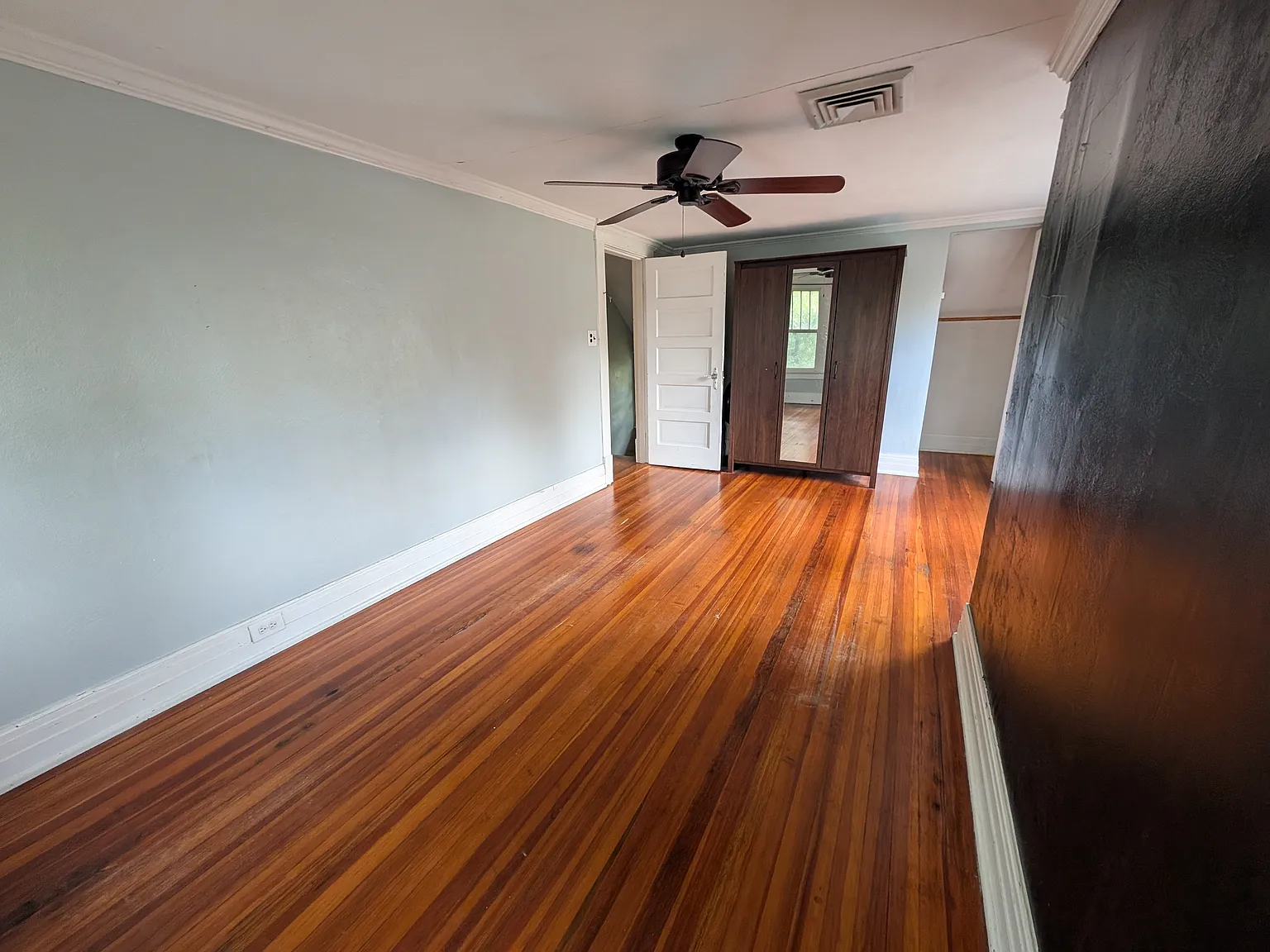 2 bed, 1240 sqft, $1,500 — Photo 4