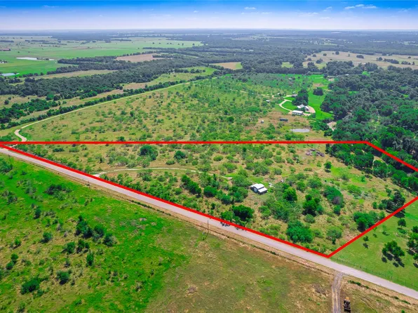 1435 County Road 429, Rockdale, TX 76567