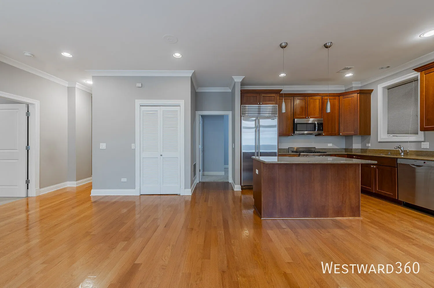 Hot Listing! Lease Take Over - 2bd/2bth With Garage — Photo 3