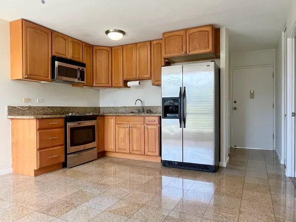 1138 Hassinger St APT 102, Honolulu, HI 96822