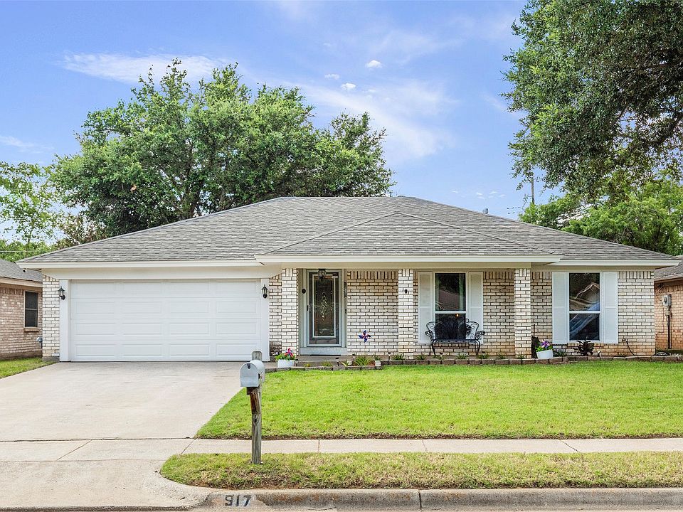 1st image of 917 Columbus Ct