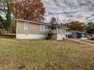 9829 Greenlee Rd, Birmingham, AL 35215