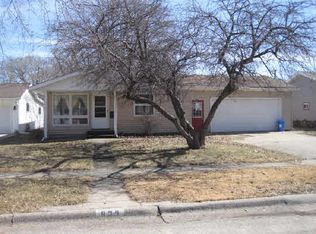 939 N 14th St, Rochelle, IL 61068