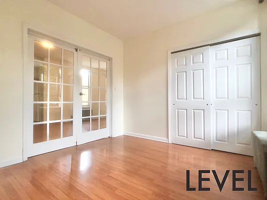 Rented by Level Group | media 20