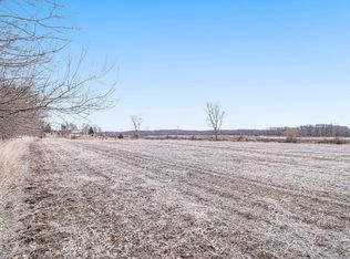 B Dr N, Marshall, MI 49068