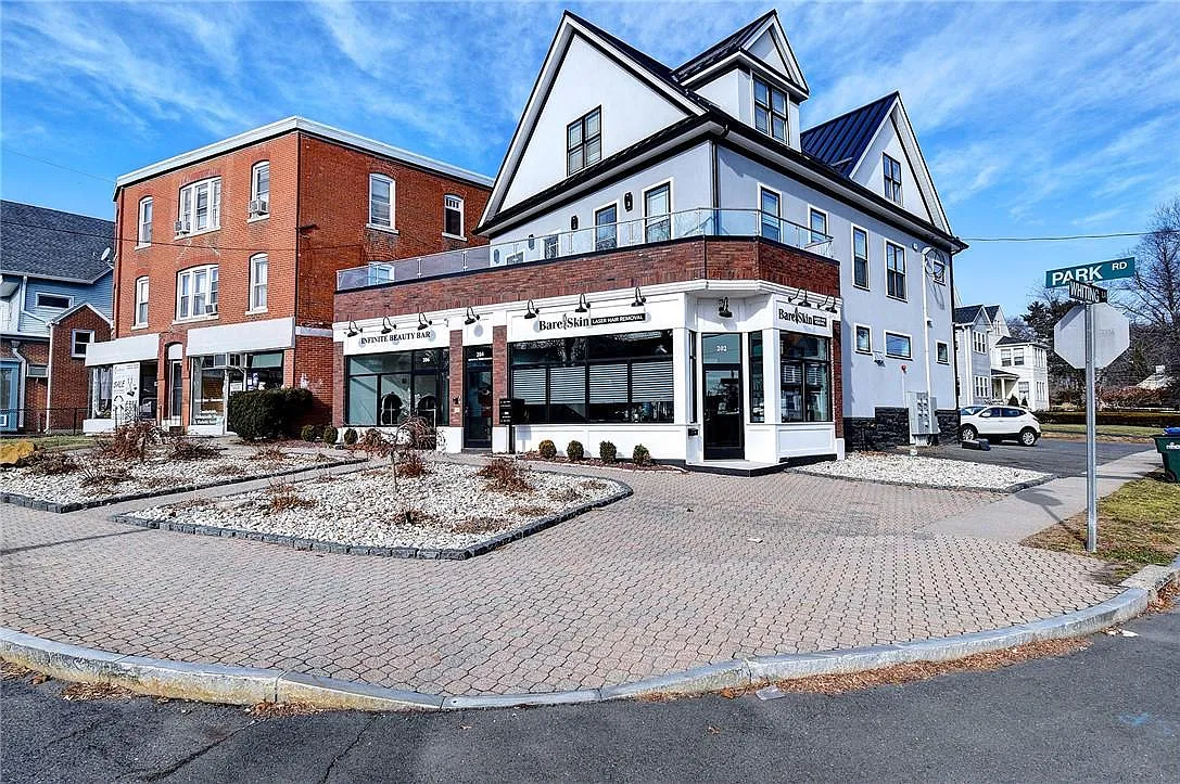2 bed, 1000 sqft, $2,750 — Photo 1